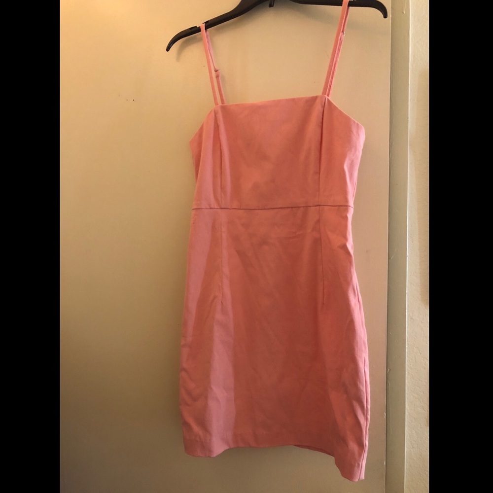 Woven light pink dress